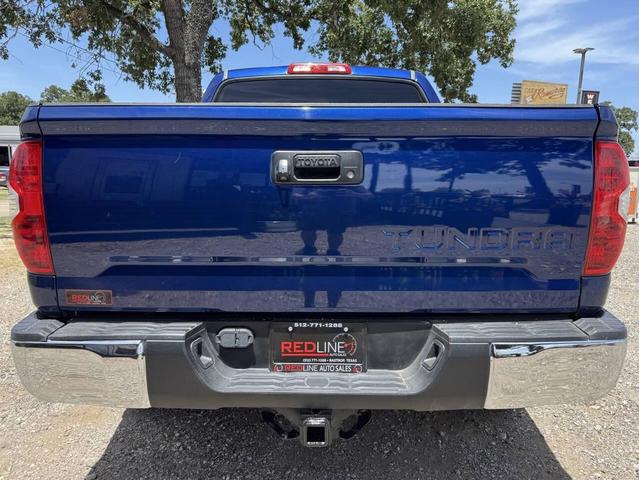 Photo of 2014 Blue Toyota Tundra