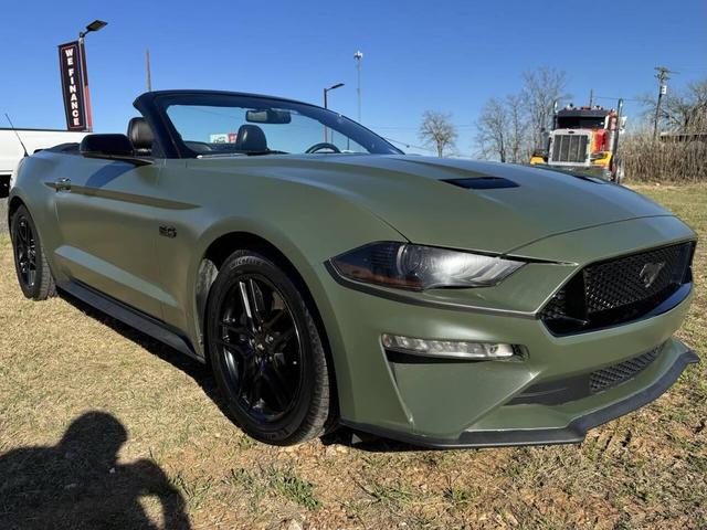 Photo of 2020 White Ford Mustang