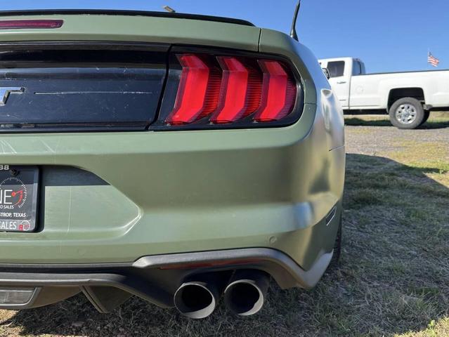 Photo of 2020 White Ford Mustang