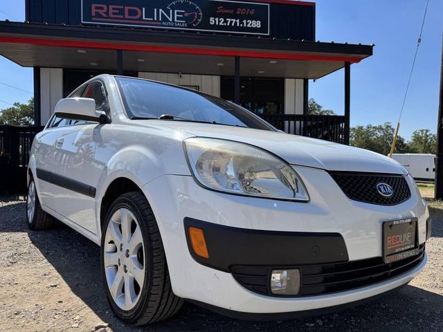 Photo of 2007 White Kia Rio