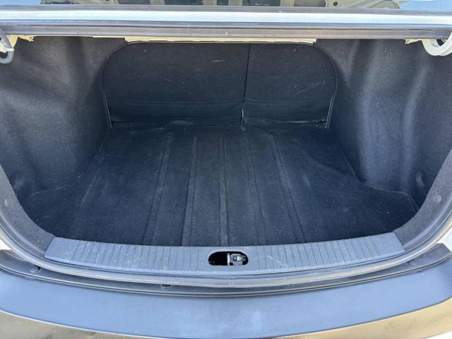 Photo of 2007 White Kia Rio