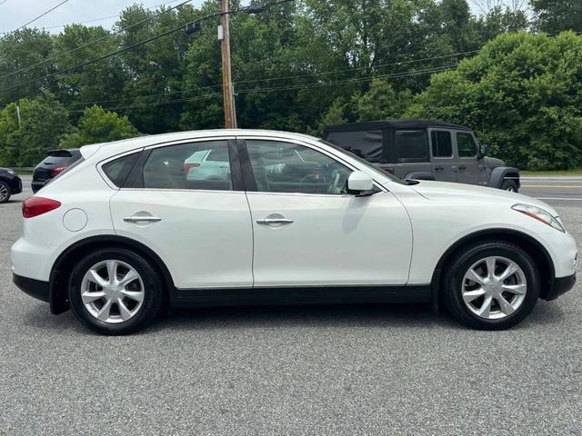 Photo of 2010 Moonlight White Pearl INFINITI EX35