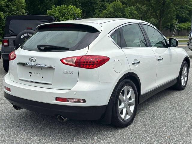 Photo of 2010 Moonlight White Pearl INFINITI EX35