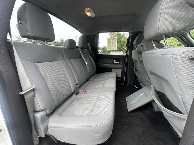 Photo of 2014 Oxford White Ford F-150