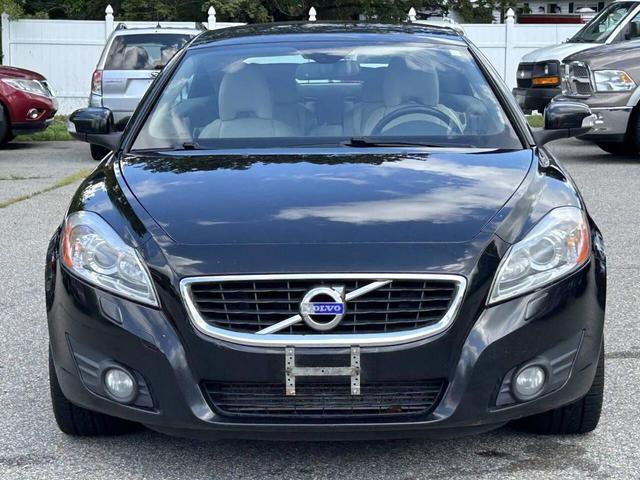 Photo of 2012 Black Volvo C70