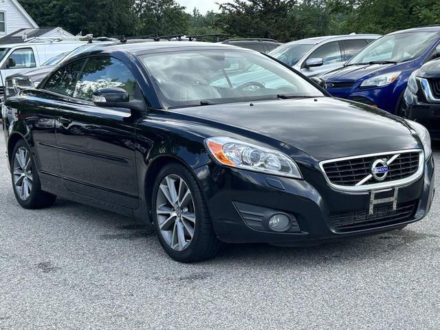 Photo of 2012 Black Volvo C70