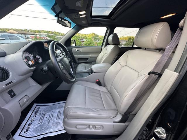 Photo of 2013 Crystal Black Pearl Honda Pilot