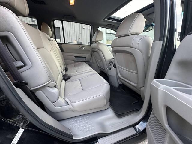 Photo of 2013 Crystal Black Pearl Honda Pilot