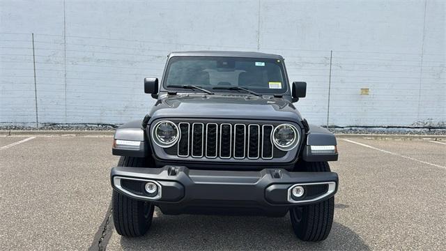 Photo of 2025 Granite Crystal Clearcoat Metallic Jeep Wrangler
