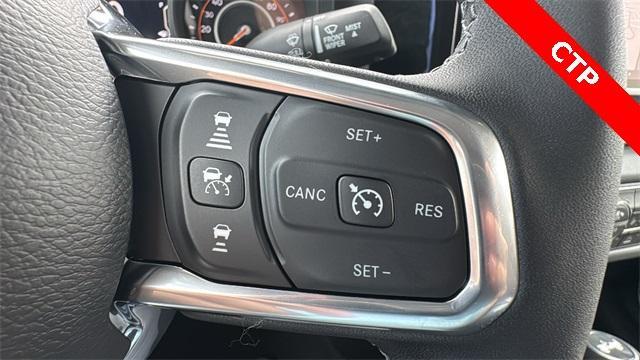 Photo of 2025 Bright White Clearcoat Jeep Wrangler