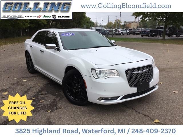 2016 Chrysler 300C