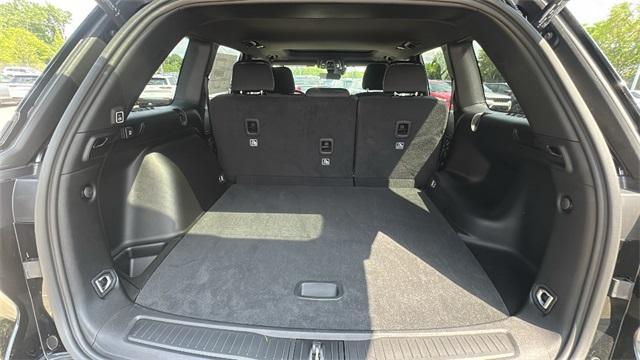 Photo of 2025 Diamond Black Jeep Grand Cherokee