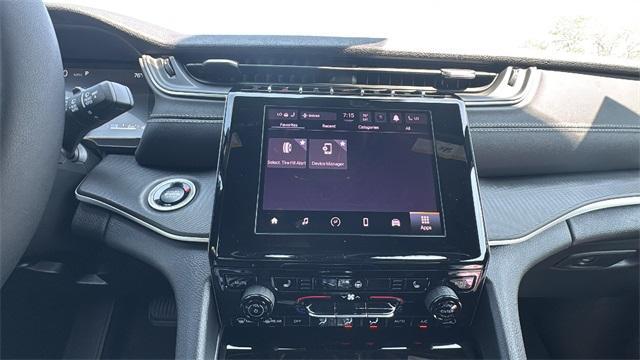 Photo of 2025 Silver Zynith Jeep Grand Cherokee L