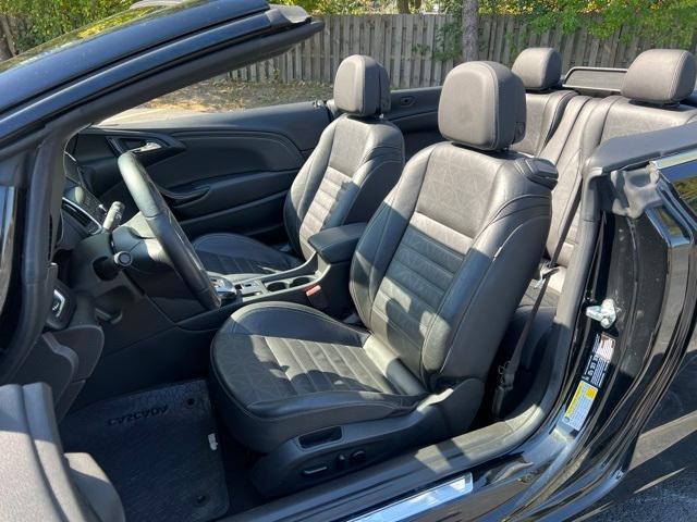 Photo of 2018 Ebony Twilight Metallic Buick Cascada