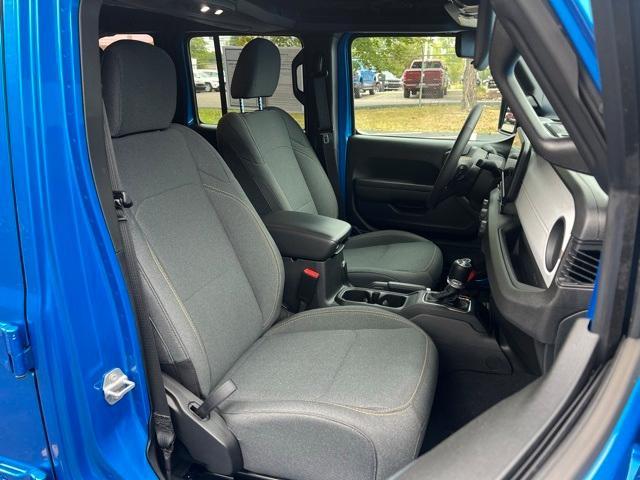 Photo of 2024 Hydro Blue Pearl Jeep Wrangler