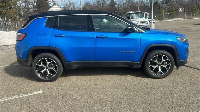 Photo of 2025 Hydro Blue Pearlcoat Jeep Compass