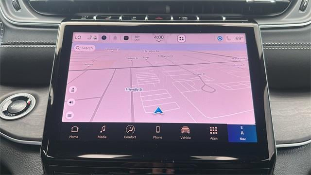 Photo of 2025 Metallic Jeep Grand Cherokee
