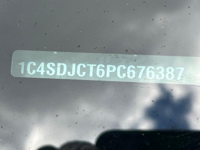 Photo of 2023 DB Black Crystal Clearcoat Dodge Durango