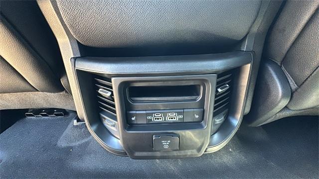Photo of 2025 Diamond Black RAM 1500