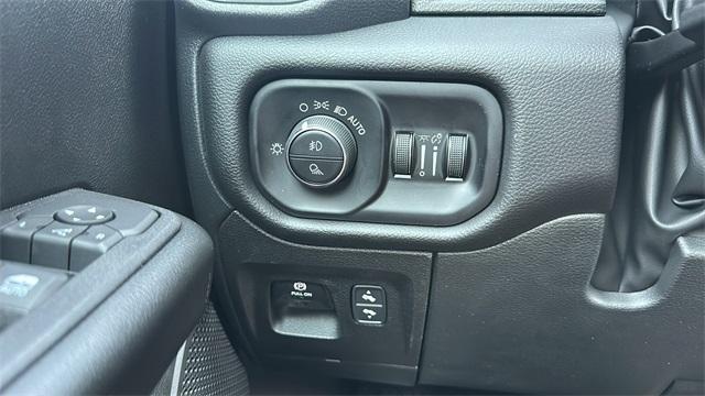 Photo of 2026 Granite Crystal Clearcoat Metallic RAM 1500