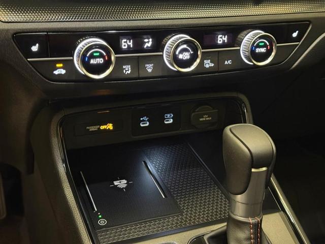 Photo of 2026 Crystal Black Pearl Honda CR-V Hybrid