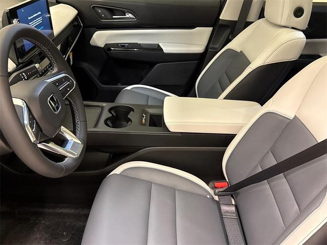 Photo of 2025 Scarlet Red Metallic Honda Prologue