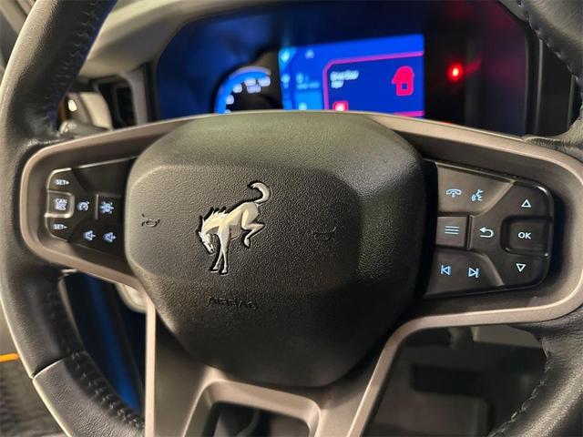 Photo of 2023 Velocity Blue Metallic Ford Bronco