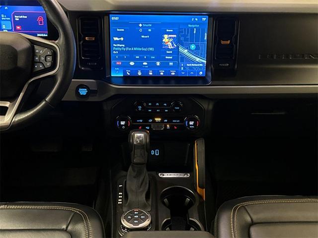 Photo of 2023 Velocity Blue Metallic Ford Bronco