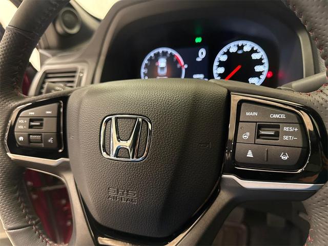 Photo of 2025 Radiant Red Metallic II Honda Ridgeline