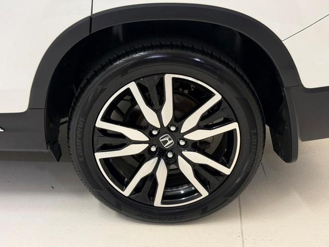 Photo of 2021 Platinum White Pearl Honda Pilot