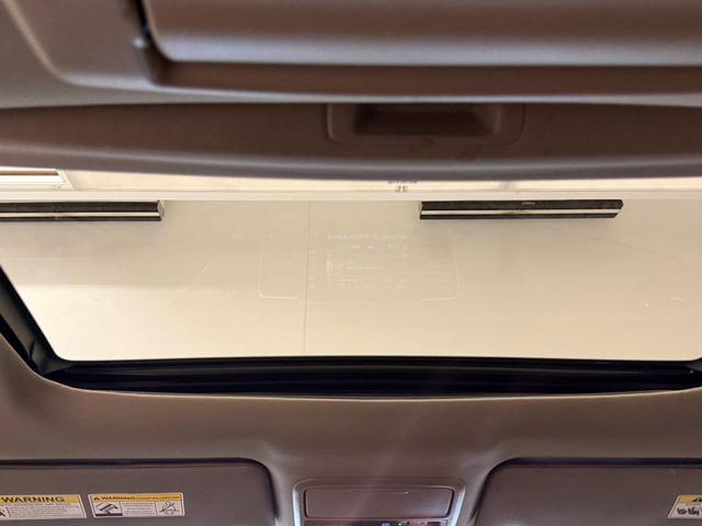 Photo of 2021 Platinum White Pearl Honda Pilot