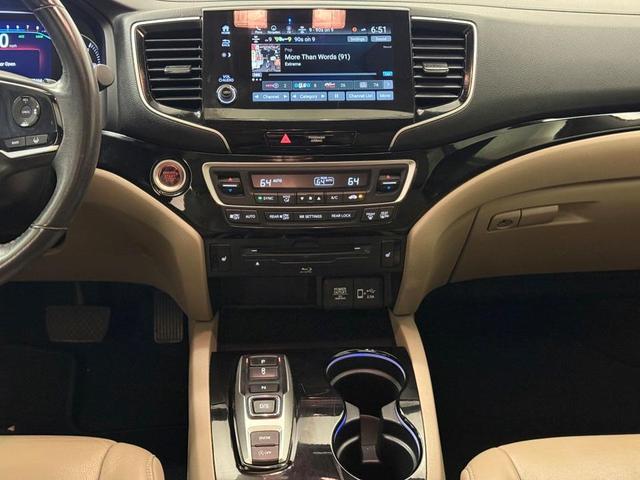 Photo of 2021 Platinum White Pearl Honda Pilot