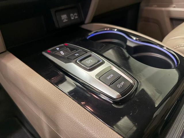 Photo of 2021 Platinum White Pearl Honda Pilot