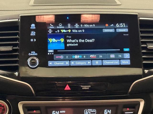 Photo of 2021 Platinum White Pearl Honda Pilot