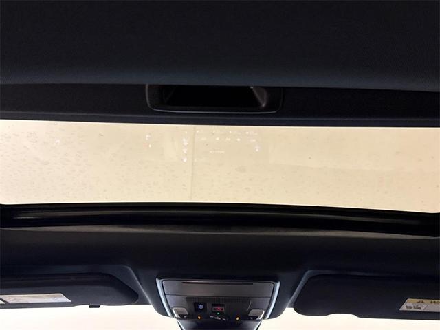 Photo of 2026 Urban Gray Pearl Honda CR-V Hybrid