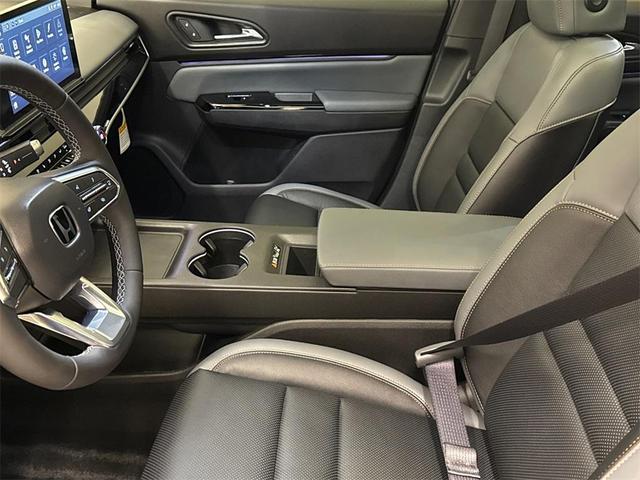 Photo of 2025 Mercury Silver Metallic Honda Prologue