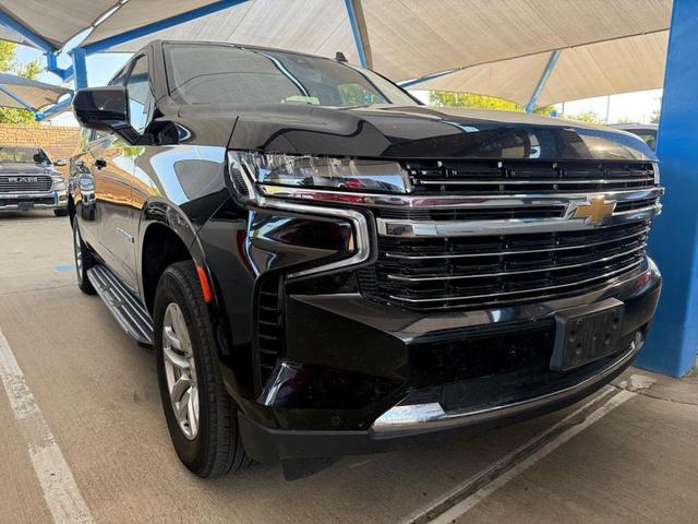 Photo of 2024 Black Chevrolet Suburban