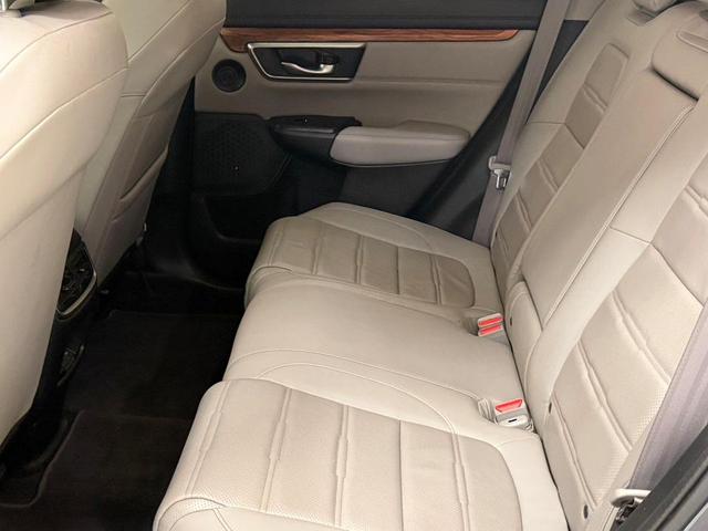 Photo of 2021 Modern Steel Metallic Honda CR-V
