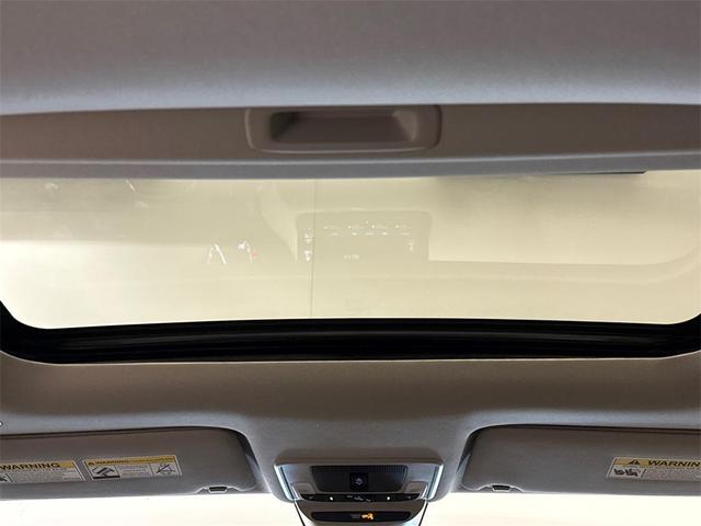 Photo of 2026 Pearl Honda HR-V