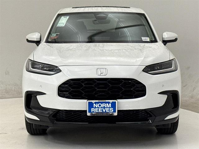 Photo of 2026 Platinum White Pearl Honda HR-V