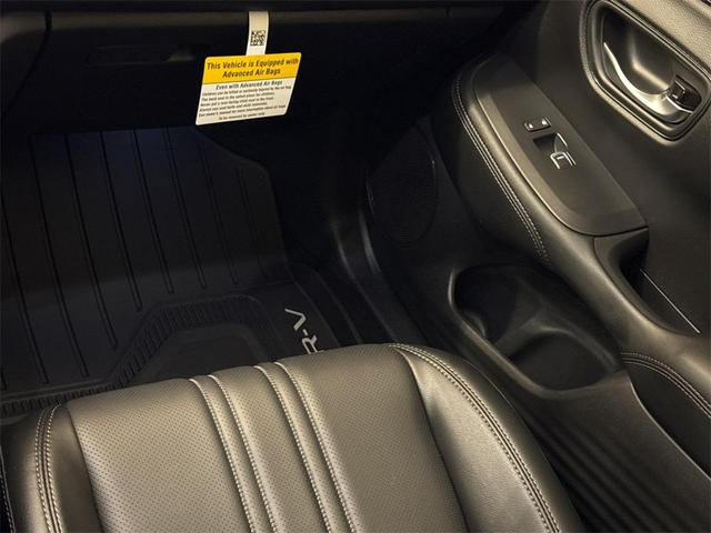 Photo of 2026 Platinum White Pearl Honda HR-V