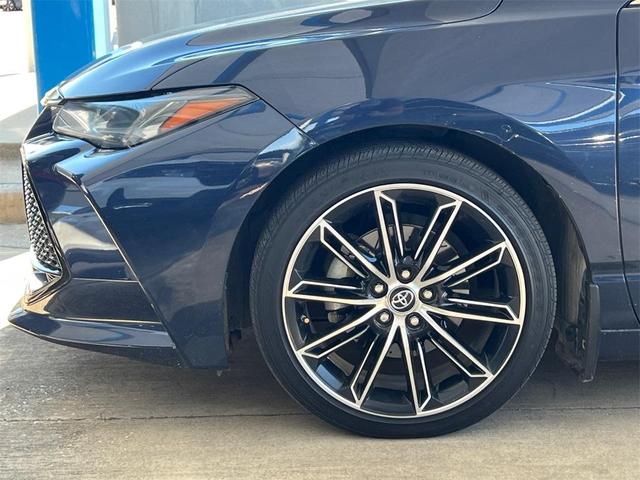 Photo of 2019 Parisian Night Pearl Toyota Avalon
