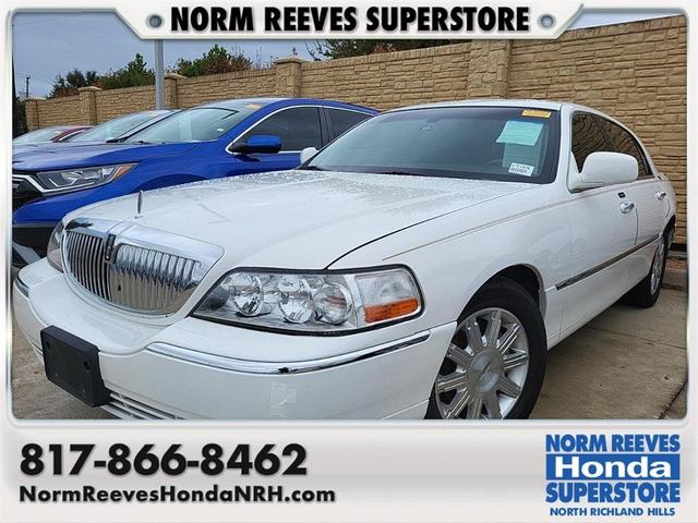 2011 Lincoln Town Car