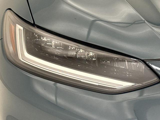 Photo of 2026 Pearl Honda HR-V