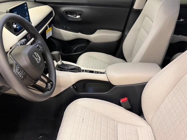 Photo of 2026 Pearl Honda HR-V
