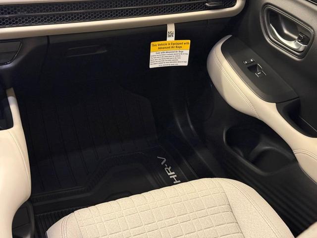 Photo of 2026 Pearl Honda HR-V