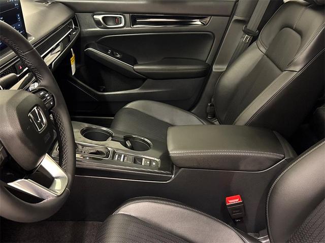Photo of 2025 Solar Silver Metallic Honda Civic Hybrid