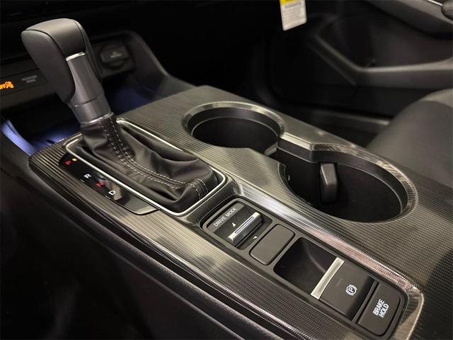 Photo of 2025 Platinum White Pearl Honda Civic Hybrid