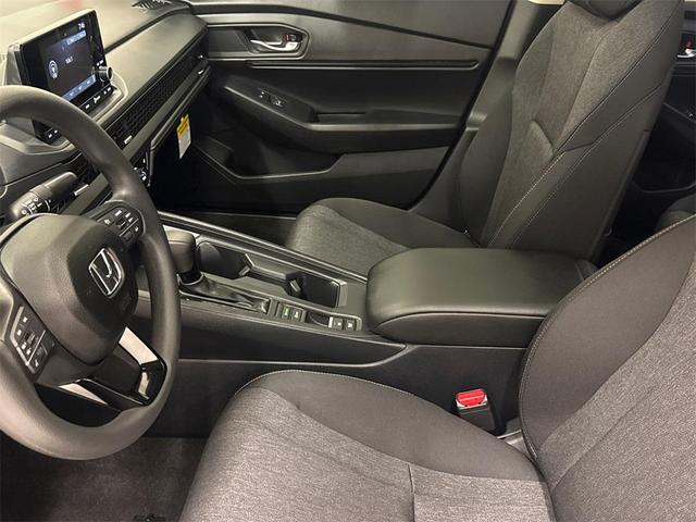 Photo of 2025 Crystal Black Pearl Honda Accord