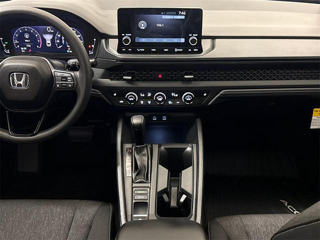 Photo of 2025 Crystal Black Pearl Honda Accord